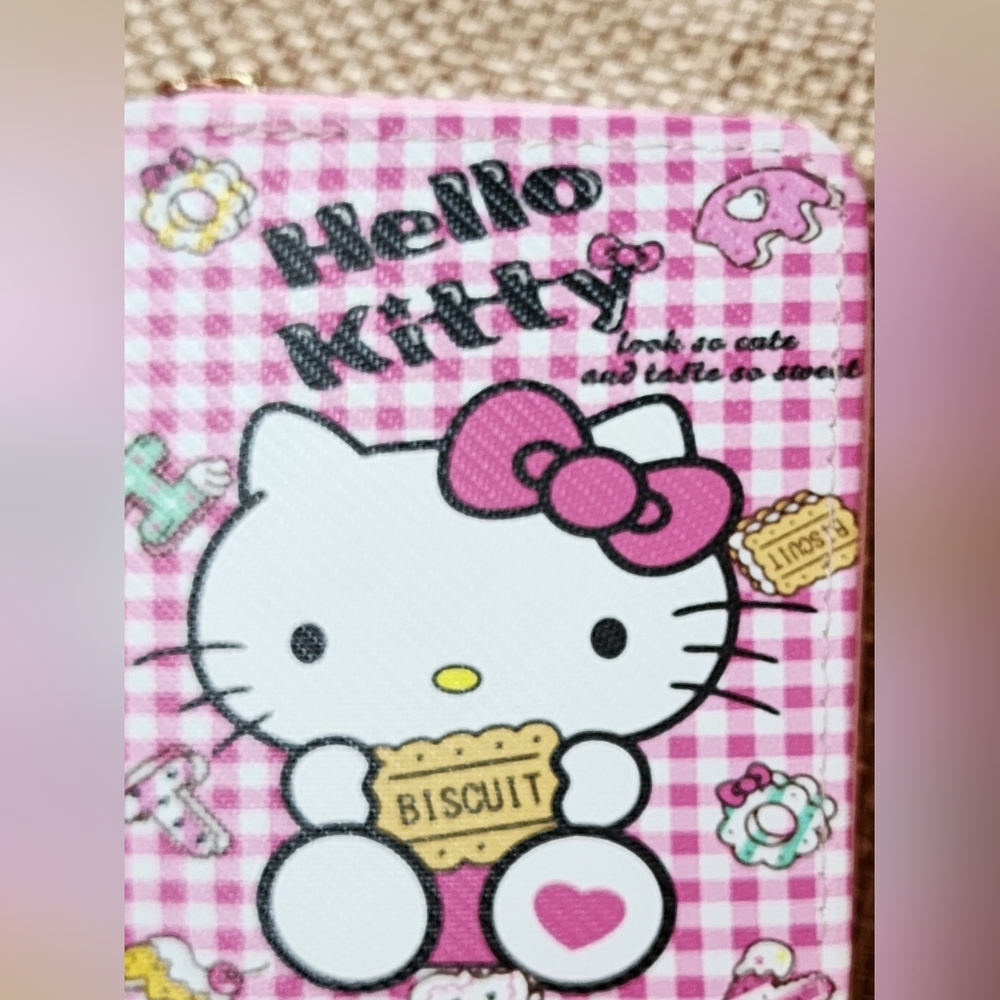 Hello Kitty Biscuit Sanrio Plaid Pink and white Wallet NWOT - Picture 3 of 8